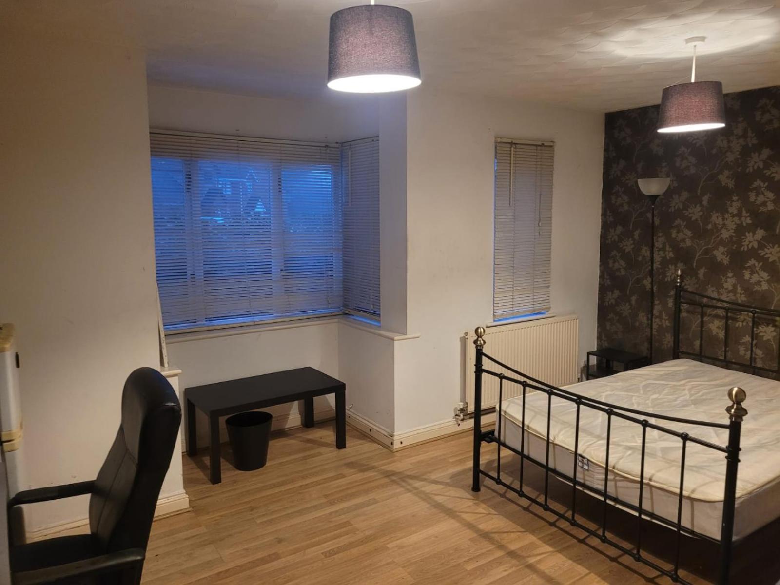 City Guesthouse Central Milton Keynes Mk13 Zewnętrze zdjęcie